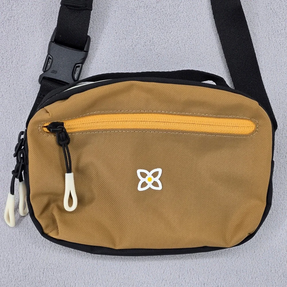 Sherpani Crossbody Travel Bag Mustard Yellow Multi Pocket Organizer Adjustable